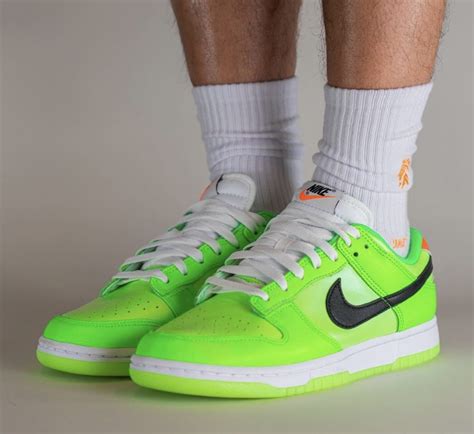 green glow nike dunk|nike dunk low lime green.